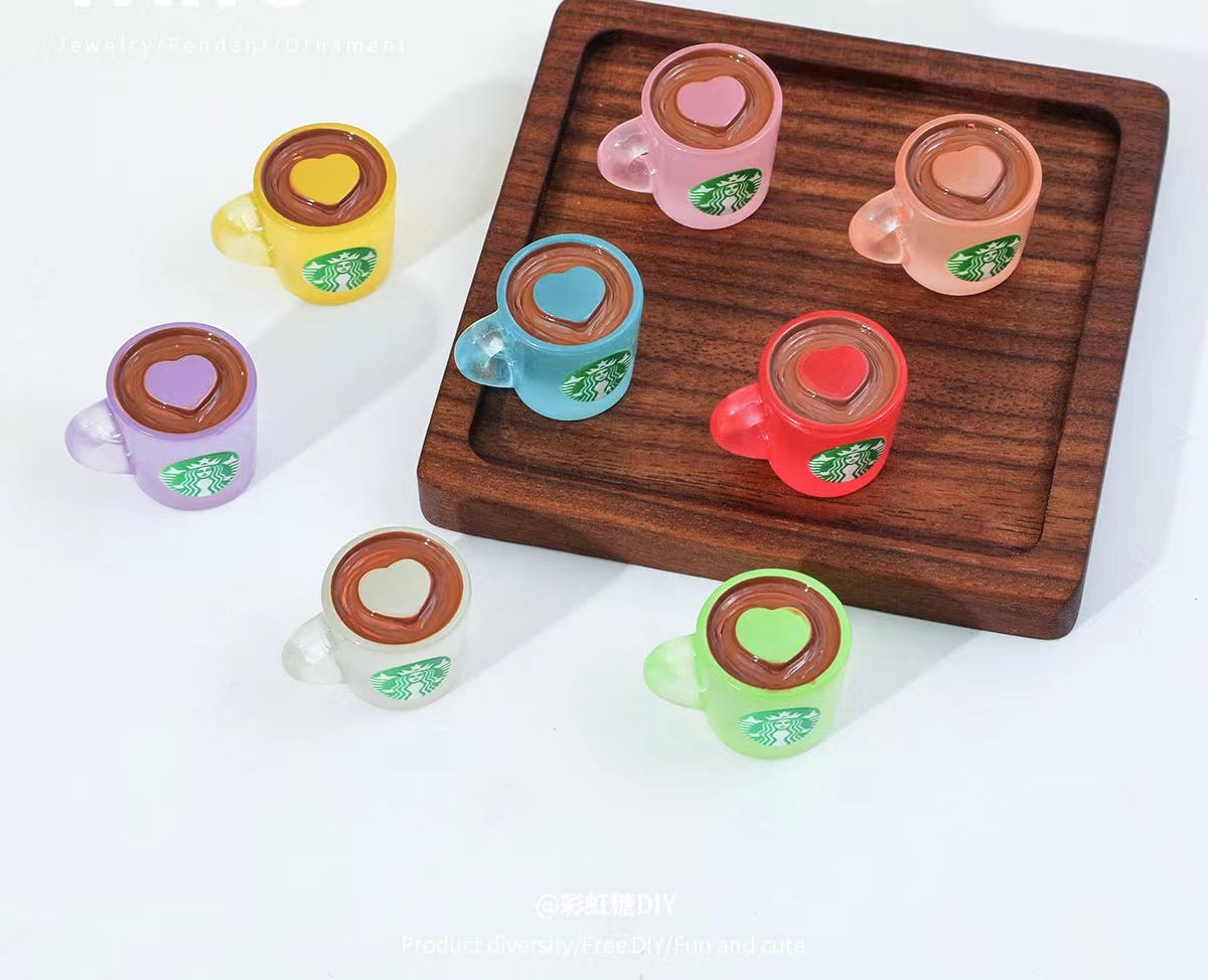 Starbucks charm  - enjoy your coffee time！